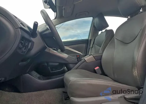 2013 Toyota Prius Plug-In z USA, uszkodzony, nr VIN JTDKN3DP0D3038917